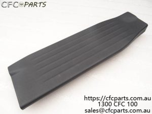 P1512020004A0 Right rear door carpet cover strip assem