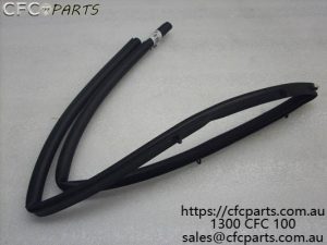 P1521020020A0 Front windshield lower trim sealing stri