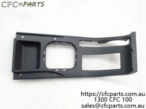 P1535021004A0 CONSOLE UPPER BODY