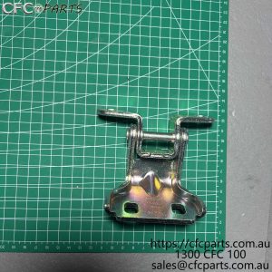 C00020406 LDV G10  Front Door Lower Hinge