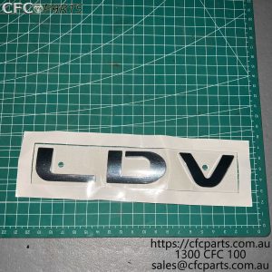 C00030841 LDV V80  LDV Badge