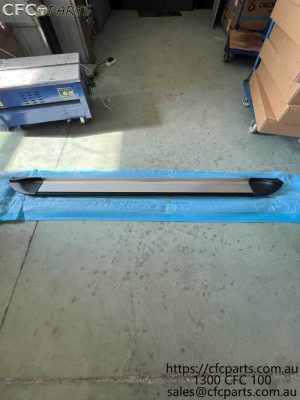 C00047701 LDV Ute Side Step L