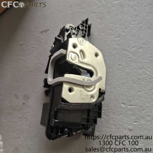 C00085893 LDV V90 Sliding Door Lock Body Assembly