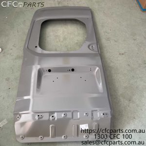 C00099346-4100 LDV V90  Rear Door Left Mid Roof with Window