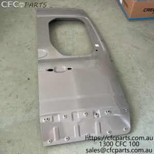C00099370-4100 LDV V90  Rear Door Right High Roof with Window
