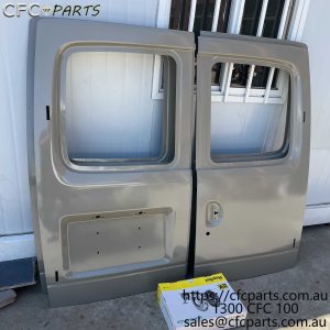 C00099578-4100 LDV V80  Tailgate Mid Roof - Right V80
