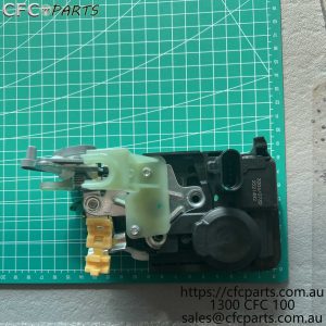 C00117565 LDV LAT Rear Side Door Lock Assembly