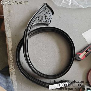 C00121533 LDV V90  Front Side Door Upper Seal