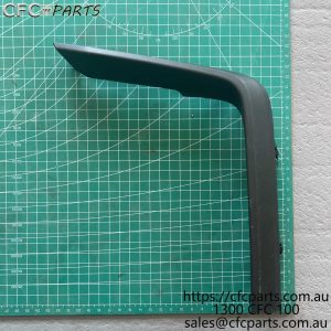 C00165301 LDV V90  Fog Lamp Garnish L