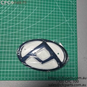 C00198906 LDV G10 Rear Logo