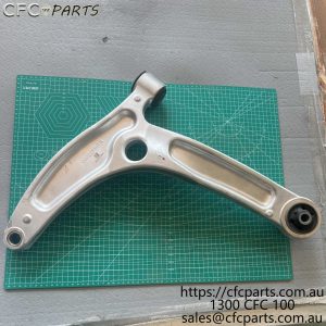 C00227567 LDV V90 Front Suspension Lower Control Arm Assembly R