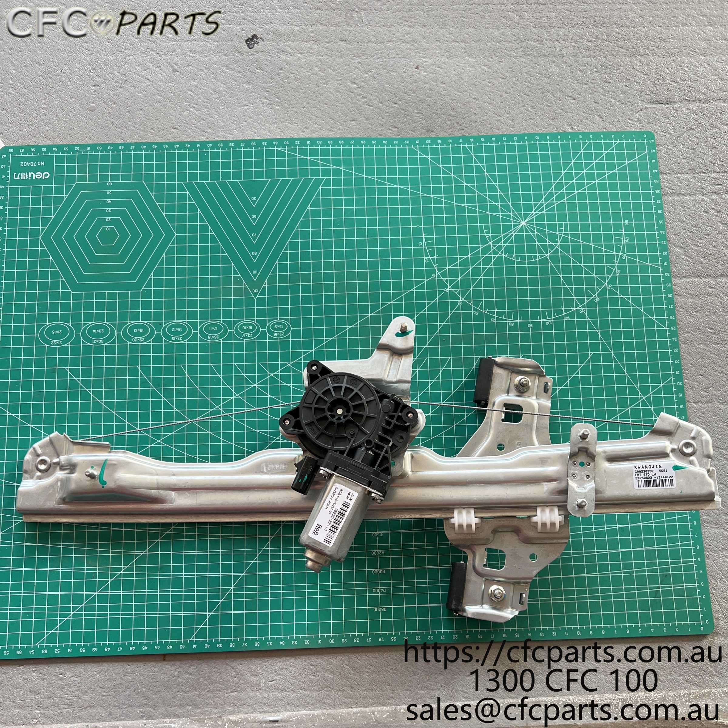 C00230392 LDV Ute Left Front Door Window Regulator Assembly (Non Anti-Pinch)