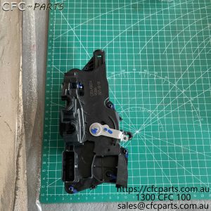 C00648004 LDV V90  Tailgate Centre Lock Assembly